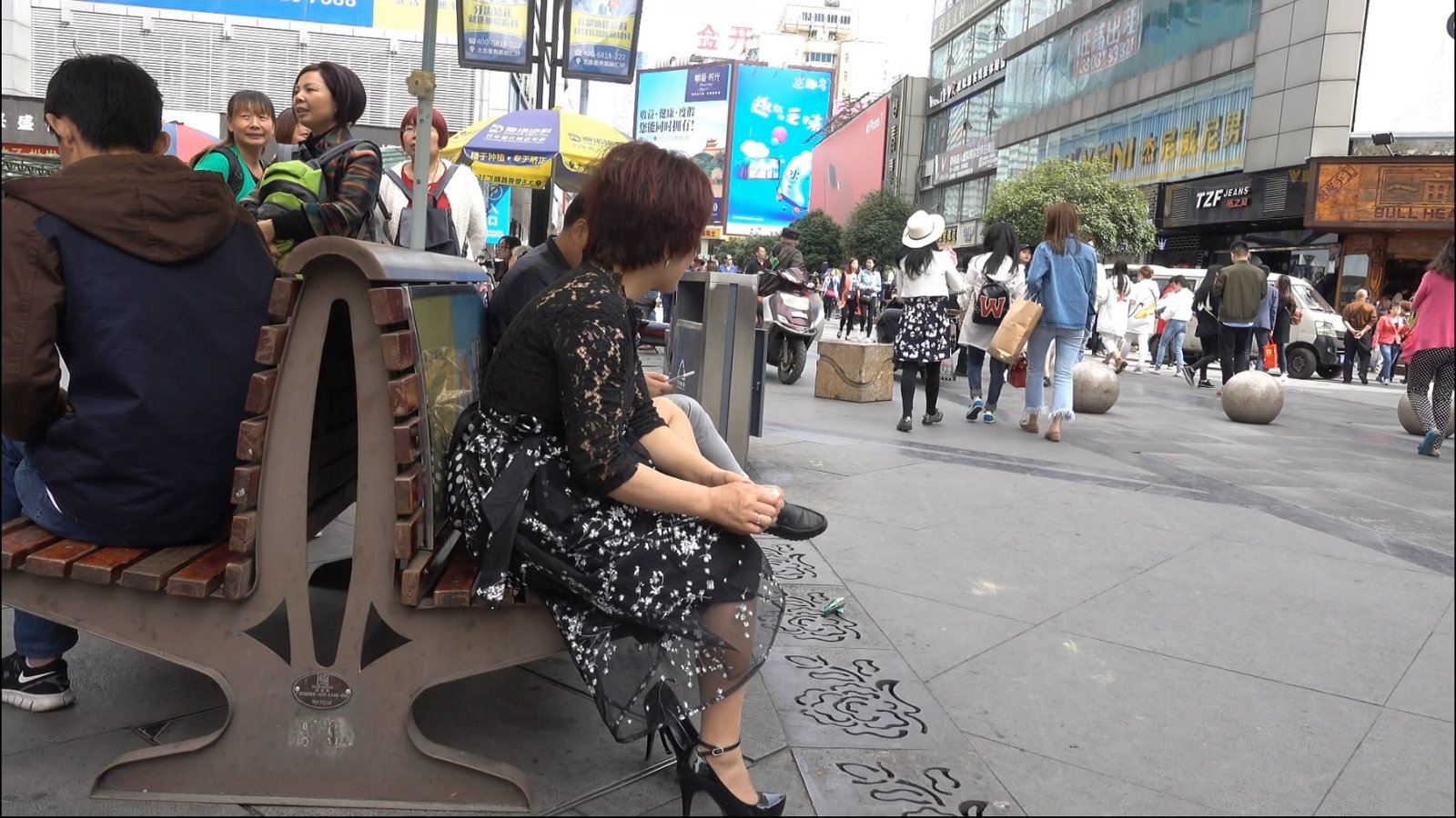 streetsnapfootm[00 01 51][20181202 113256 6]